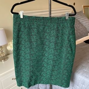 Ann Taylor Embroidered Pencil Skirt-- Size 14